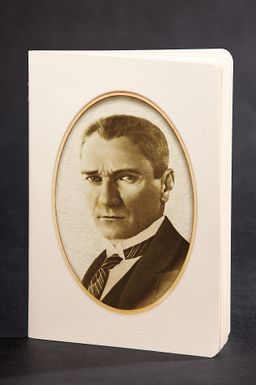 Atatürk Temalı Defter - Portre