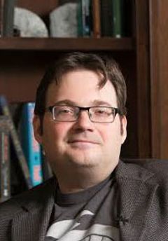  Brandon Sanderson