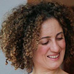  Burcu Güven