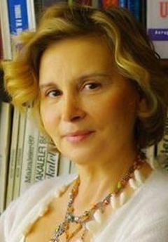  Nazlı Ilıcak