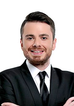  Özgür Bayraktar