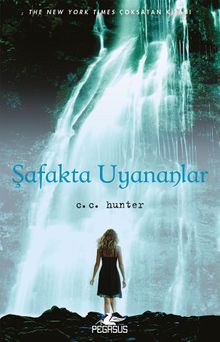 Şafakta Uyananlar (Gölge Şelalesi 2. Kitap)