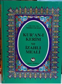 Kuran-I Kerim  Ve İzahlı Meali Rahle Boy 
