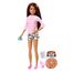 Barbie Bebek Bakıcısı Barbie Bebekler  Kumral Şortlu(FHY89)