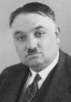  Yahya Kemal Beyatlı