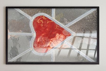 Full Frame Duvar Sanatları - VitrayObje Küçük DD - Kırmızı Kalpli Cam (FF-DSC066)