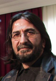  Nihat Genç