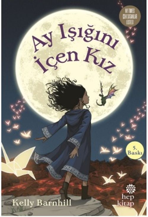 Ay Işığını İçen Kız (Ciltli)