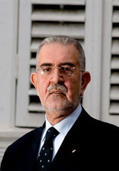  Ömer Tuğrul İnançer