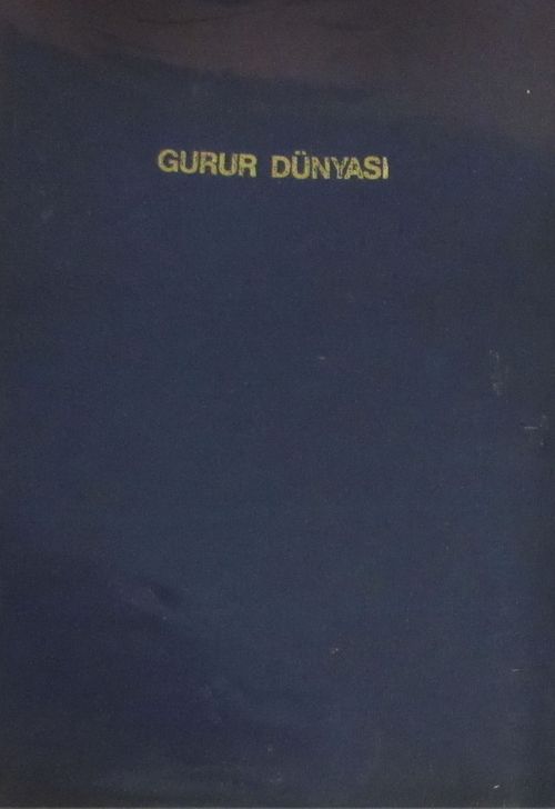 Gurur Dünyası (2-F-40)