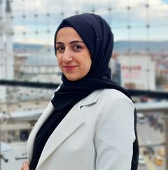  Büşra Bucukar