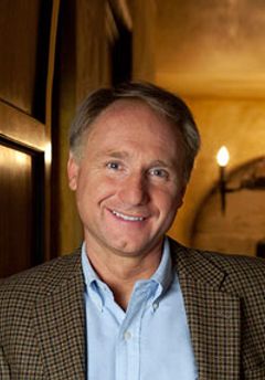  Dan Brown