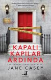 Kapalı Kapılar Ardında