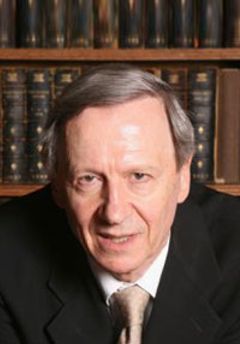  Anthony Giddens