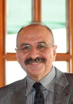  Yalvaç Ural