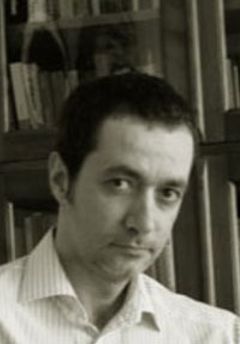  Cem Akaş