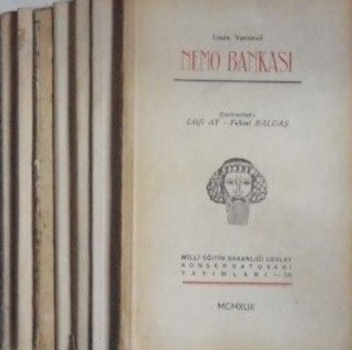 7 Tiyatro Kitabı - 1 / Nemo Bankası, Evin İçi, Gizli Oturum, Sonu Gelmiyen Günler, Adalet, Ekmek Elden, Bir Gün İçinde (1-B-68)