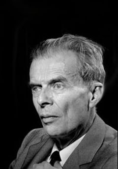 Aldous Huxley