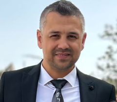  Murat Koru
