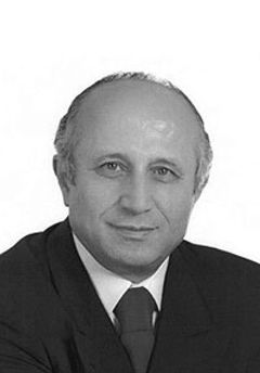 Prof. Dr. Yaşar Nuri Öztürk