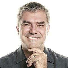  Yılmaz Özdil