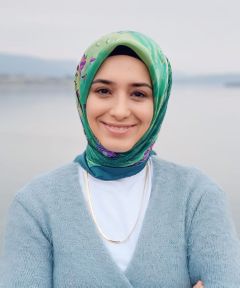  Zeynep Kaya