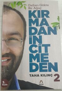 Dalları Gökte Bir Ağaç