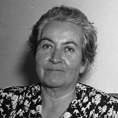  Gabriela Mistral