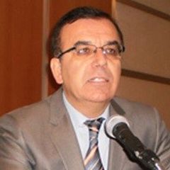  Yaşar Kızılkum