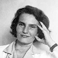  Carmen Laforet