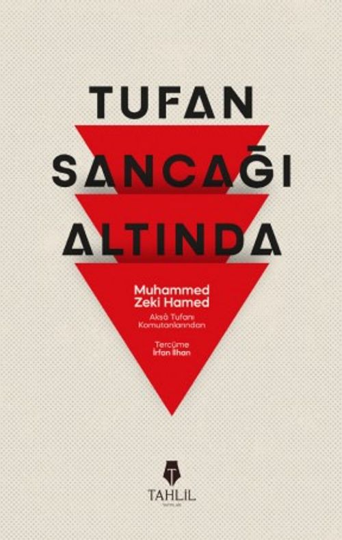 Tufan Sancağı Altında