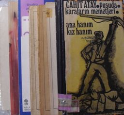 7 Tiyatro Kitabı - 2 / Pusuda, Julius Caesar, Akın, Köşebaşı, Clavigo-Kardeşler, Carmagnola Kontu, Andromak (6-C-21)