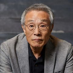  Hwang Sok-yong