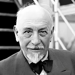  Luigi Pirandello
