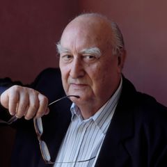  Andrea Camilleri