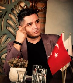  İsmail Erdem Türk