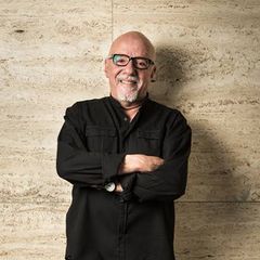  Paulo Coelho