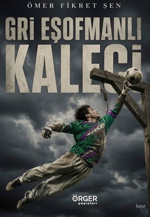 Gri Eşofmanlı Kaleci