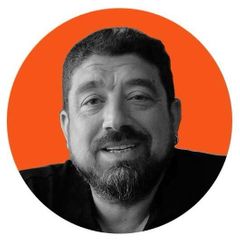  Eray Akgül