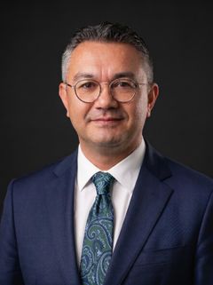  M. Bora Durmuşoğlu