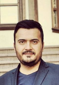  Ziya Uğur