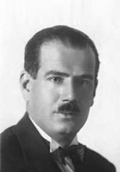  Ruşen Eşref Ünaydın