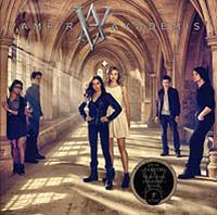 Vampir Akademisi 2014 Takvimi & Filme Özel Çıkartmalı Kitap