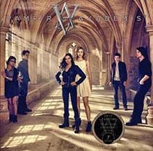 Vampir Akademisi 2014 Takvimi & Filme Özel Çıkartmalı Kitap