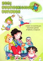 Zeliş Oyuncaklarıyla Oynuyor