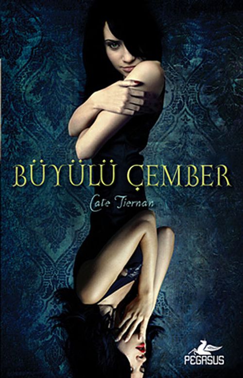 Büyülü Çemberi (Sihir Ateşi 2. Kitap)