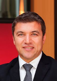  İsmail Küçükkaya