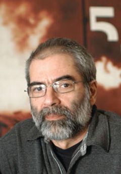  Ümit Kıvanç