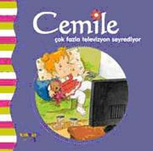 Cemile Çok Fazla Televizyon Seyrediyor