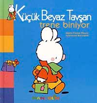 Küçük Beyaz Tavşan Trene Biniyor